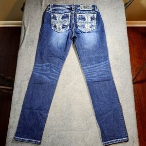 Miss Me Jeans Mid-rise Skinny Size 30 Cotton Stretch Embroidered Embellished EUC